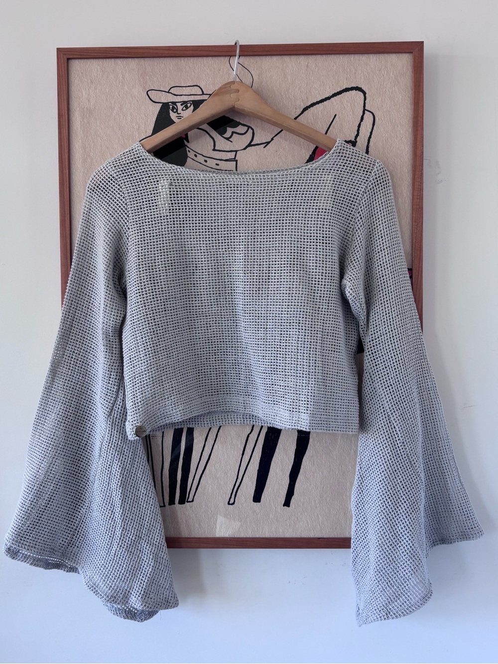Light Gray Cropped Knit Top with Flared Sleeves
